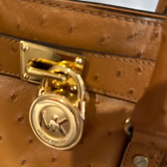 Authentic Michael Kors Large Hamilton Ostrich Embossed Leather Shoulder Satchel - Picture 10 of 16